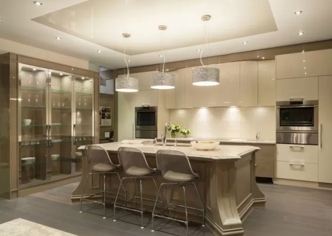 Натяжные потолки Pongs